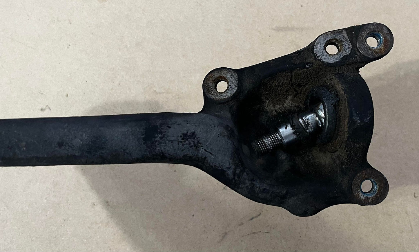 Used Mercedes-Benz Steering Knuckle Passenger Right W123
