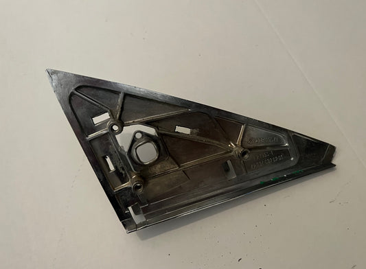 Used Mercedes-Benz Chrome Mirror Mounting Plate RH Passenger W123