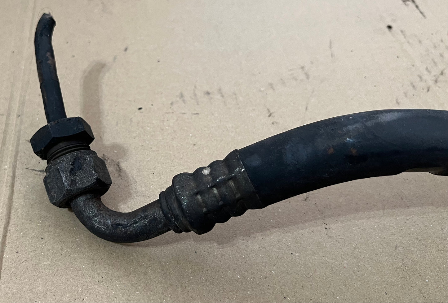 Used Mercedes-Benz A/C Air Conditioning Hose Line W123