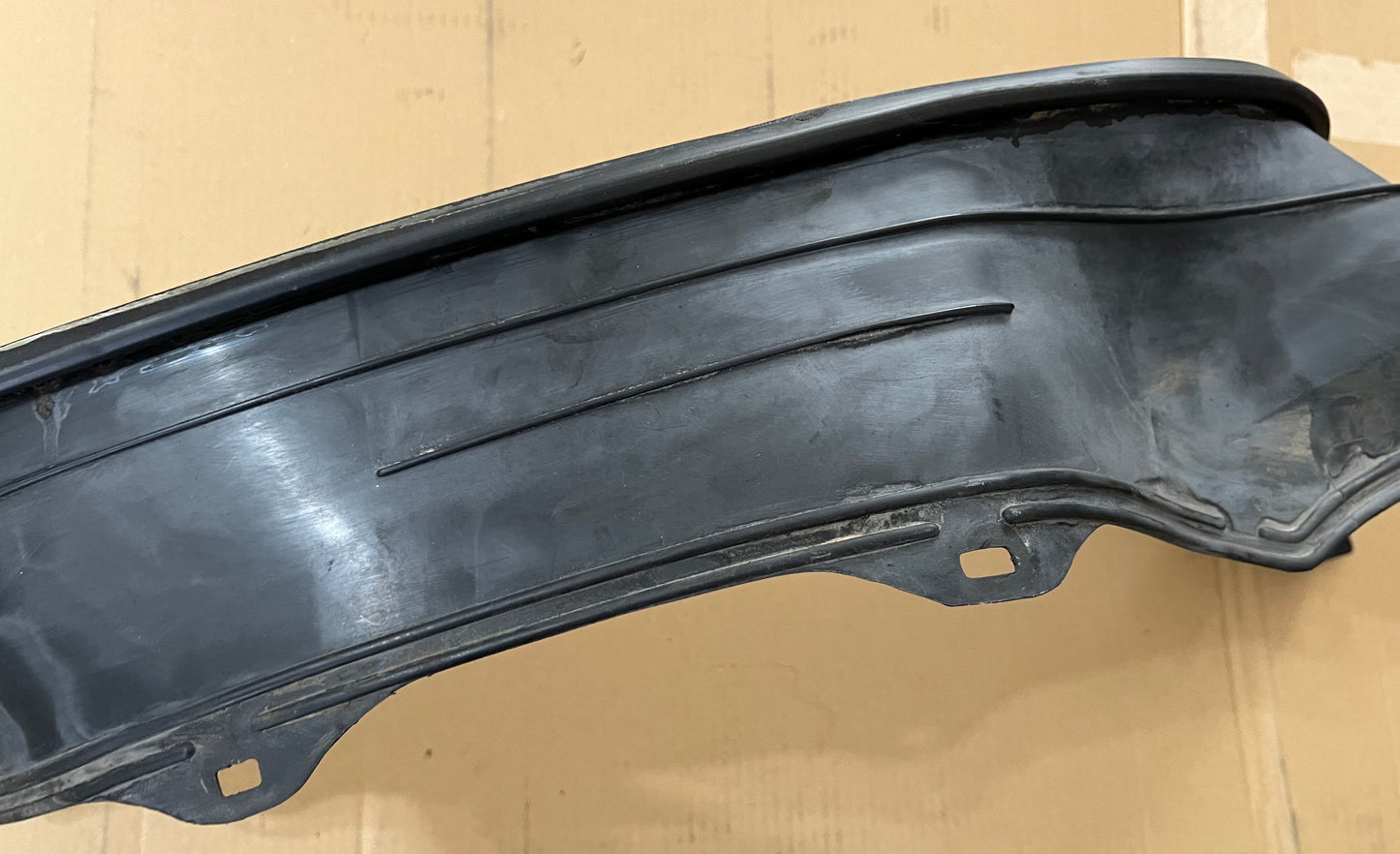 Used Mercedes-Benz Front Right Passenger Splash Guard Fender Cover W123