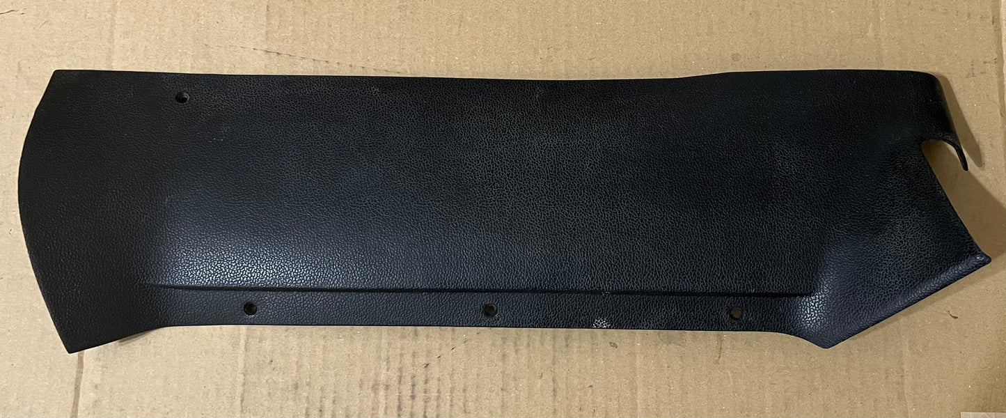 Used Mercedes-Benz Lower Right Dash Cover Panel Black W116