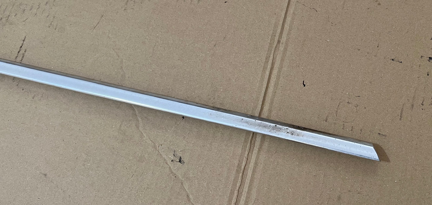Used Mercedes-Benz Right Front Door Edge Chrome Garnish Moulding W123