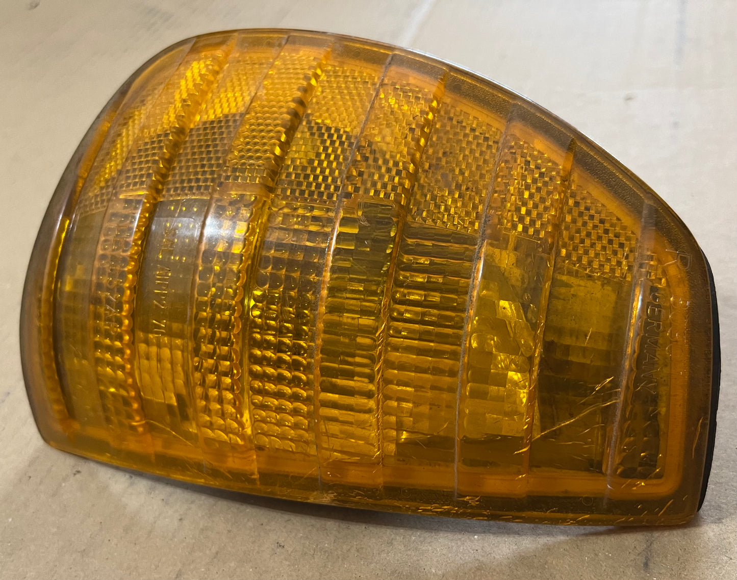Used Mercedes-Benz Bosch Front Right Corner Turn Signal Light W123