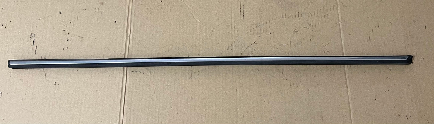 Used Mercedes-Benz Right Rear Door Chrome Garnish Moulding W123