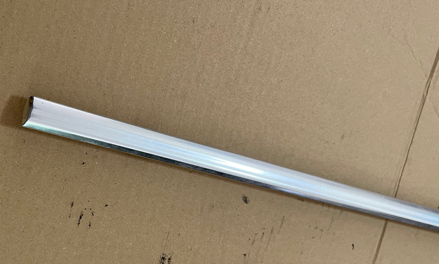 Used Mercedes-Benz Right Rear Door Edge Chrome Garnish Moulding W123